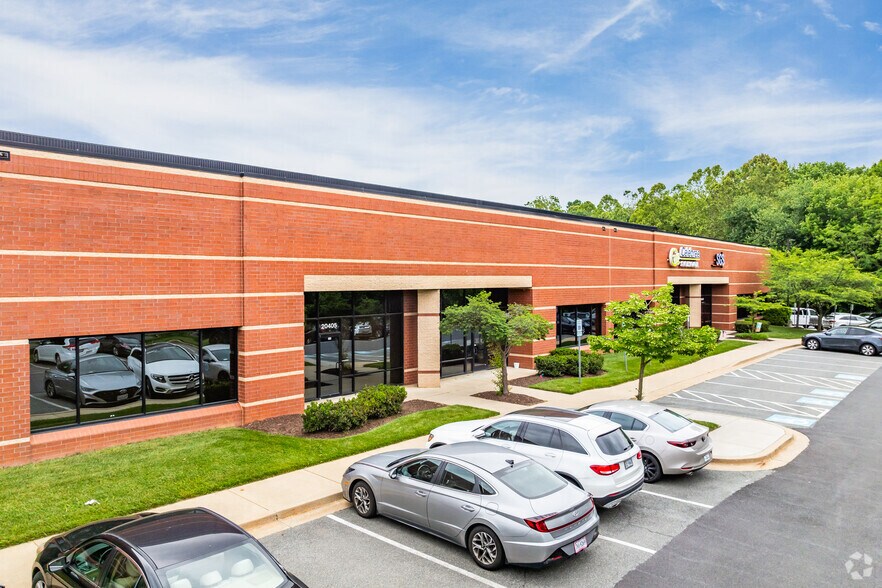 20401-20413 Seneca Meadows Pky, Germantown, MD à louer - Photo de l’immeuble – Image 2 sur 5
