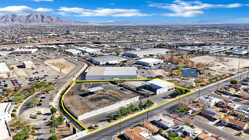 2580 N Commerce St, North Las Vegas, NV à louer - Photo de l’immeuble – Image 2 sur 7