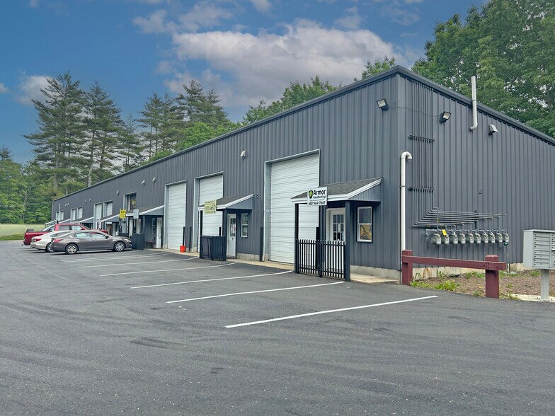 232 Calef Hwy, Barrington, NH à louer - Photo de l’immeuble – Image 3 sur 6