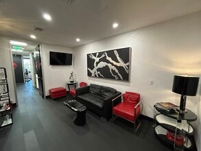 9100 Wilshire Blvd, Beverly Hills, CA à louer Photo intérieure– Image 2 sur 10