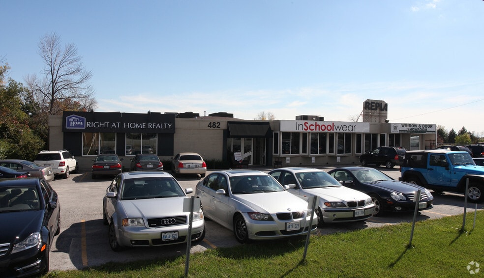 482 S Service Rd E, Oakville, ON à louer - Photo de l’immeuble – Image 2 sur 6