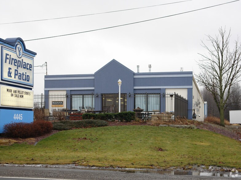 4445 Boardman Canfield Rd, Canfield, OH à louer - Photo de l’immeuble – Image 2 sur 2