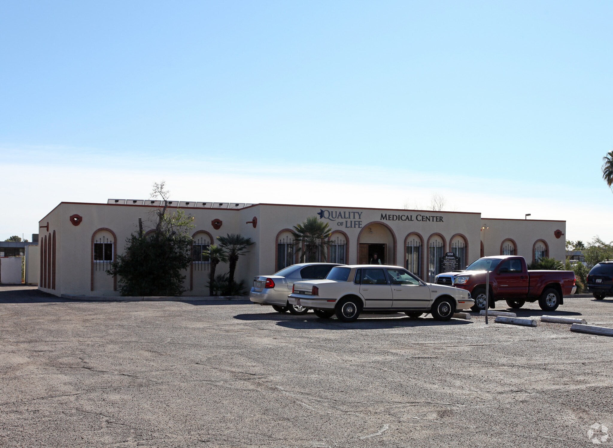 5350 E Erickson Dr, Tucson, AZ à louer Photo principale– Image 1 sur 4