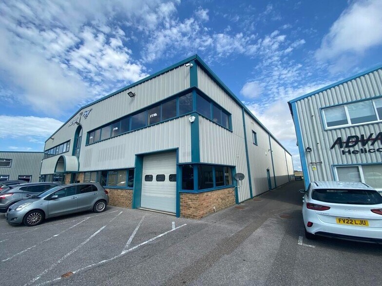 Hangar 7 Cecil Pashley Way, Shoreham By Sea à louer - Photo de l’immeuble – Image 2 sur 15