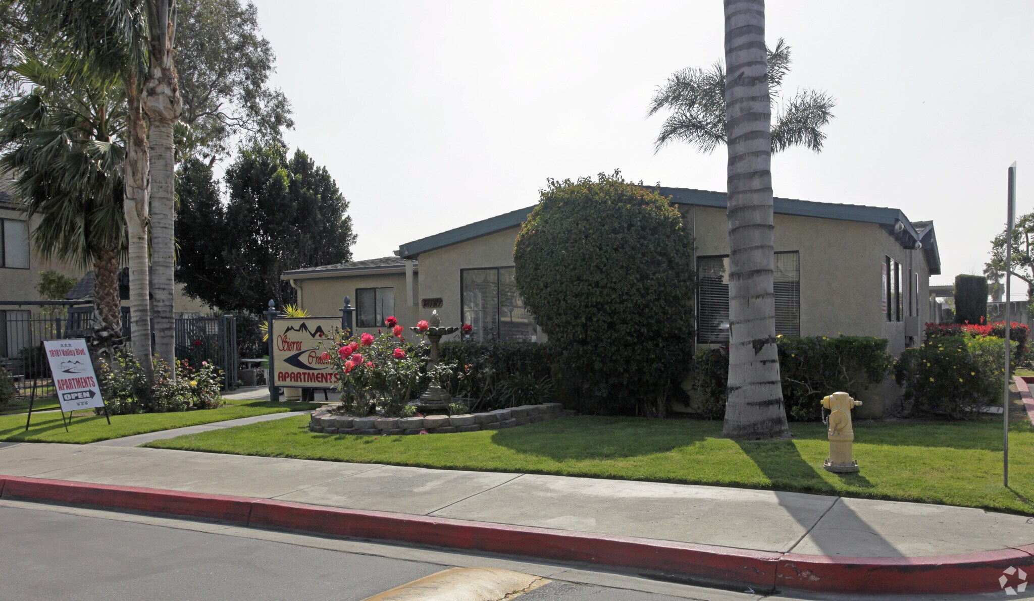 18181 Valley Blvd, Bloomington, CA à vendre Photo principale– Image 1 sur 26