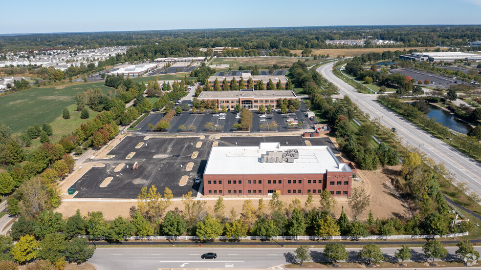 6455 W Campus Oval, New Albany, OH à louer - Photo de l’immeuble – Image 2 sur 30