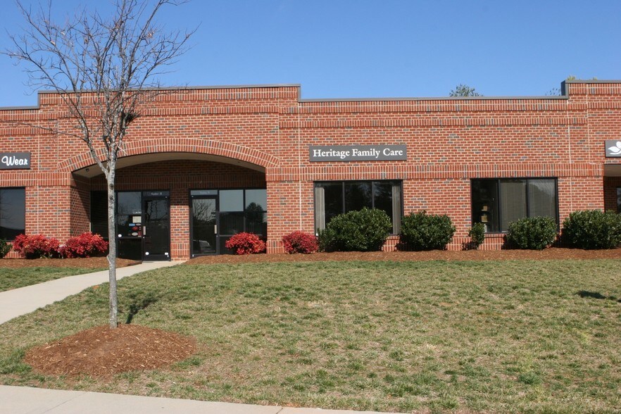 123 Capcom Ave, Wake Forest, NC à louer - Photo de l’immeuble – Image 3 sur 33