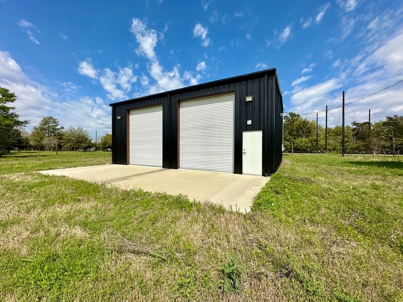 4304 Fcr 78, Rosharon, TX à vendre - Photo de l’immeuble – Image 3 sur 12