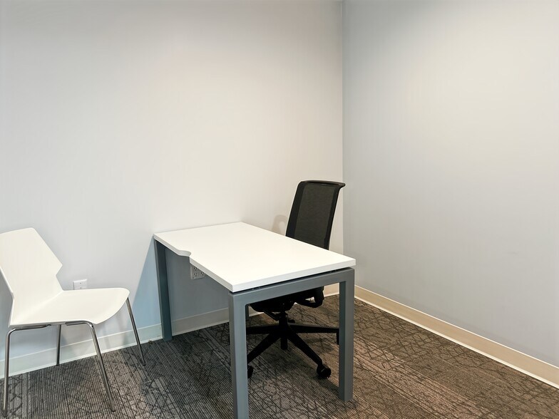 3117 Whiting Ave, Charlotte, NC à louer - Photo de l’immeuble – Image 2 sur 34