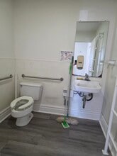 4403-4413 Riverside Dr, Chino, CA à louer Photo intérieure– Image 1 sur 6