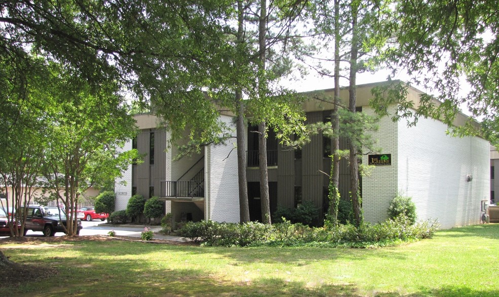 364 S Pine St, Spartanburg, SC à louer - Photo de l’immeuble – Image 2 sur 5