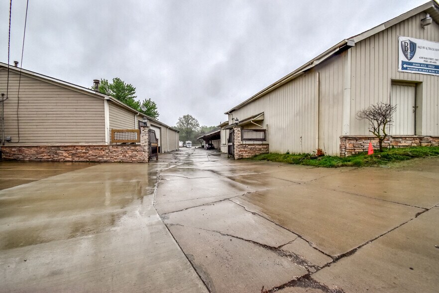 4199 Main St, Perry, OH à vendre - Photo de l’immeuble – Image 3 sur 41