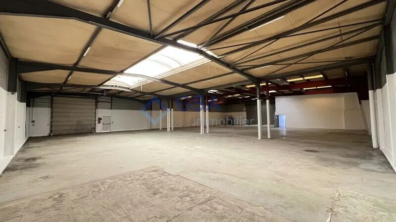 Bureau dans Bondoufle à louer - Photo de l’immeuble – Image 2 sur 8