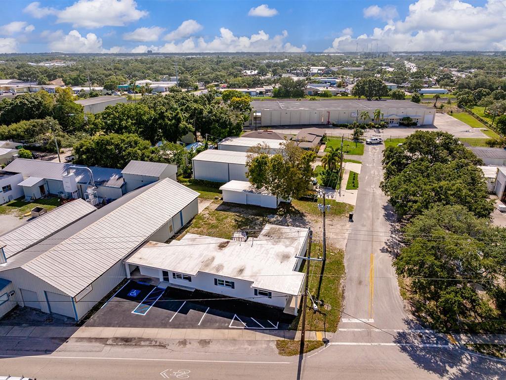 1708 Old Dixie Hwy, Vero Beach, FL à vendre Aérien– Image 1 sur 34