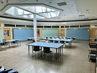 Plus de détails pour 2021 W Broadway Ave, Minneapolis, MN - Bureau/Local commercial à louer