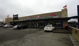 Plus de détails pour 805 Cloverdale Ave, Victoria, BC - Local commercial à louer