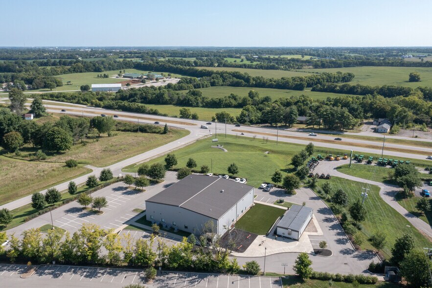 210 New Coleman Ln, Georgetown, KY à vendre - Photo de l’immeuble – Image 1 sur 23