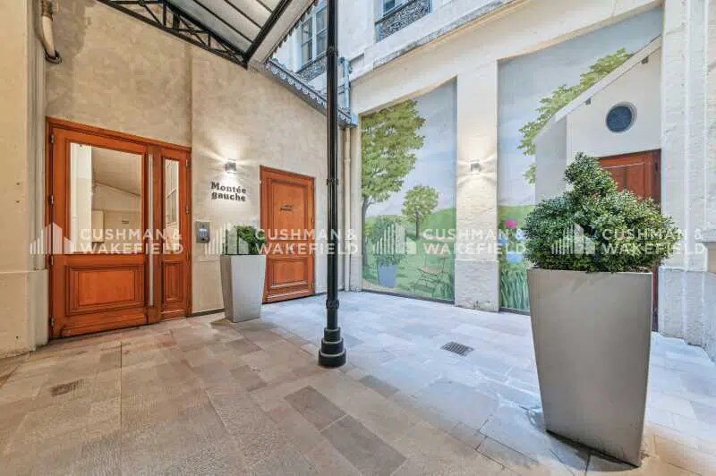 30 Rue De La République, Lyon à louer - Photo de l’immeuble – Image 2 sur 18