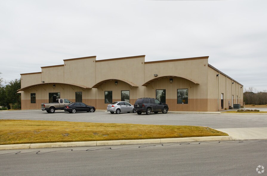 1608 Universal City Blvd, Universal City, TX à vendre - Photo principale – Image 1 sur 7