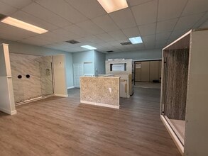 25270 Bernwood Dr, Bonita Springs, FL à louer Photo intérieure– Image 1 sur 1