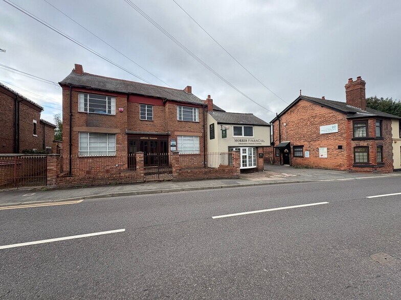 86-88 The Hwy, Deeside à louer - Photo de l’immeuble – Image 1 sur 1