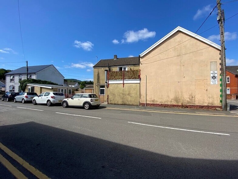 56 High St, Neath à vendre - Photo de l’immeuble – Image 2 sur 10