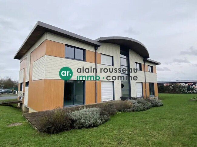 Plus de détails pour Bureau à louer