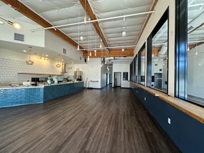 3211-3295 Business Park Dr, Vista, CA à louer Photo intérieure– Image 2 sur 2