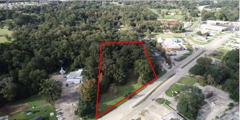 14123 Greenwell Springs Rd, Greenwell Springs, LA à vendre Photo principale– Image 1 sur 2