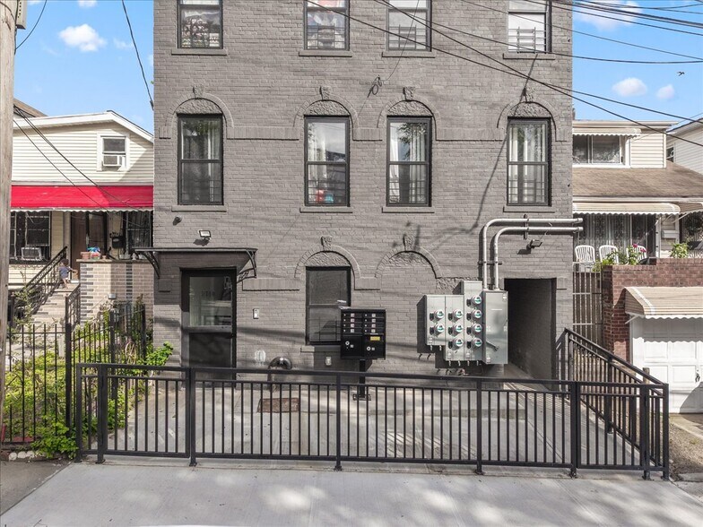 2740 Sexton Pl, Bronx, NY à vendre - Photo de l’immeuble – Image 3 sur 29