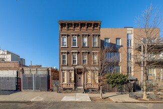 Plus de détails pour 76 Steuben St, Brooklyn, NY - Logement à vendre