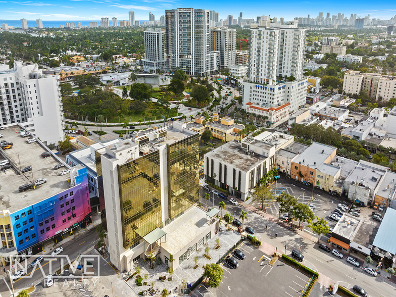 1909 Tyler St, Hollywood, FL à louer - Photo de l’immeuble – Image 2 sur 14