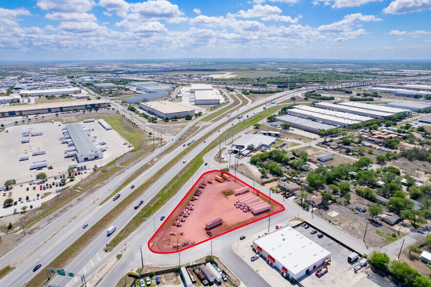 1330 Seaboard Dr, San Antonio, TX à louer - Photo de l’immeuble – Image 2 sur 16