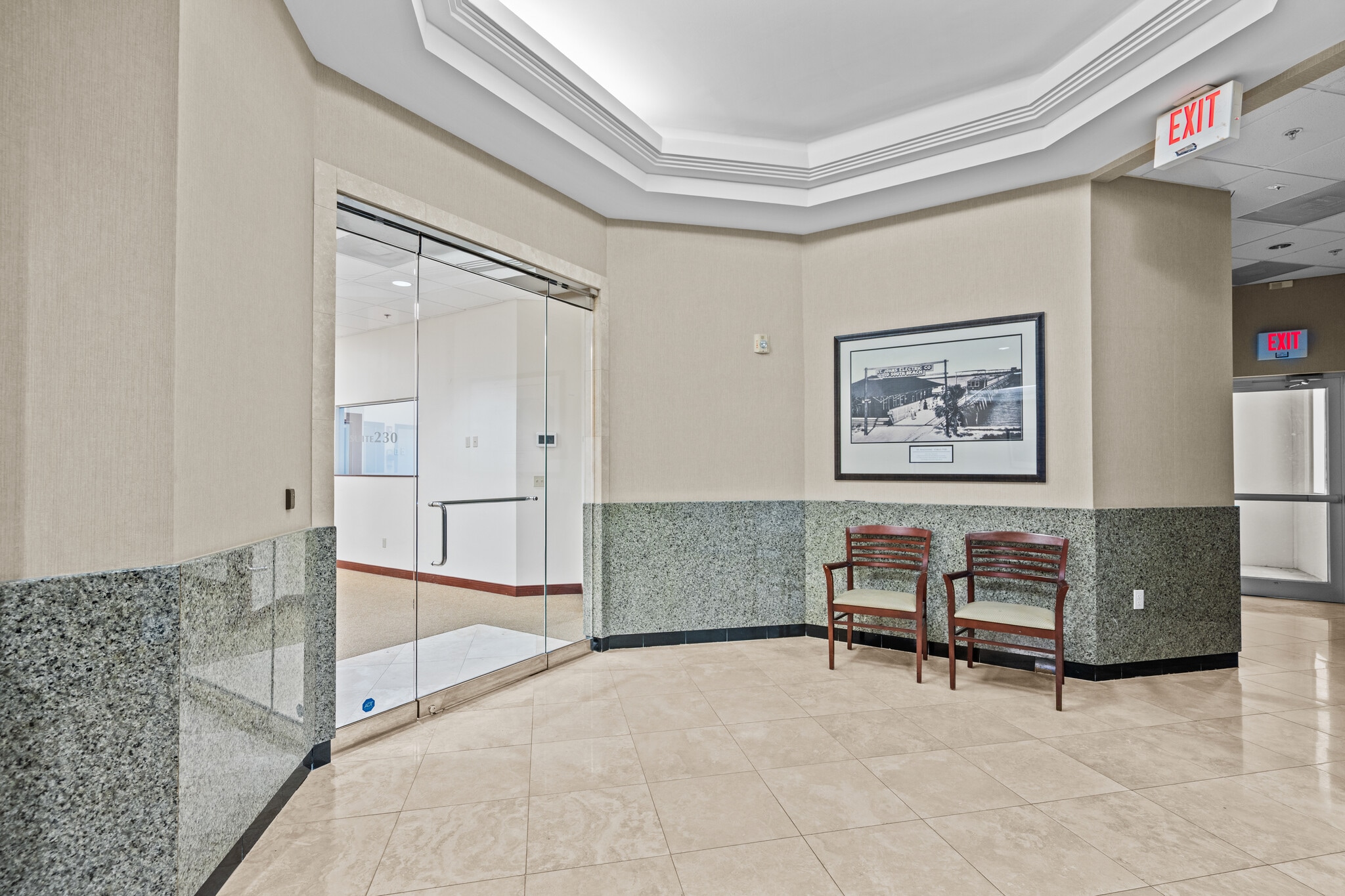 1100 Plantation Island Dr, Saint Augustine, FL à louer Photo intérieure– Image 1 sur 20