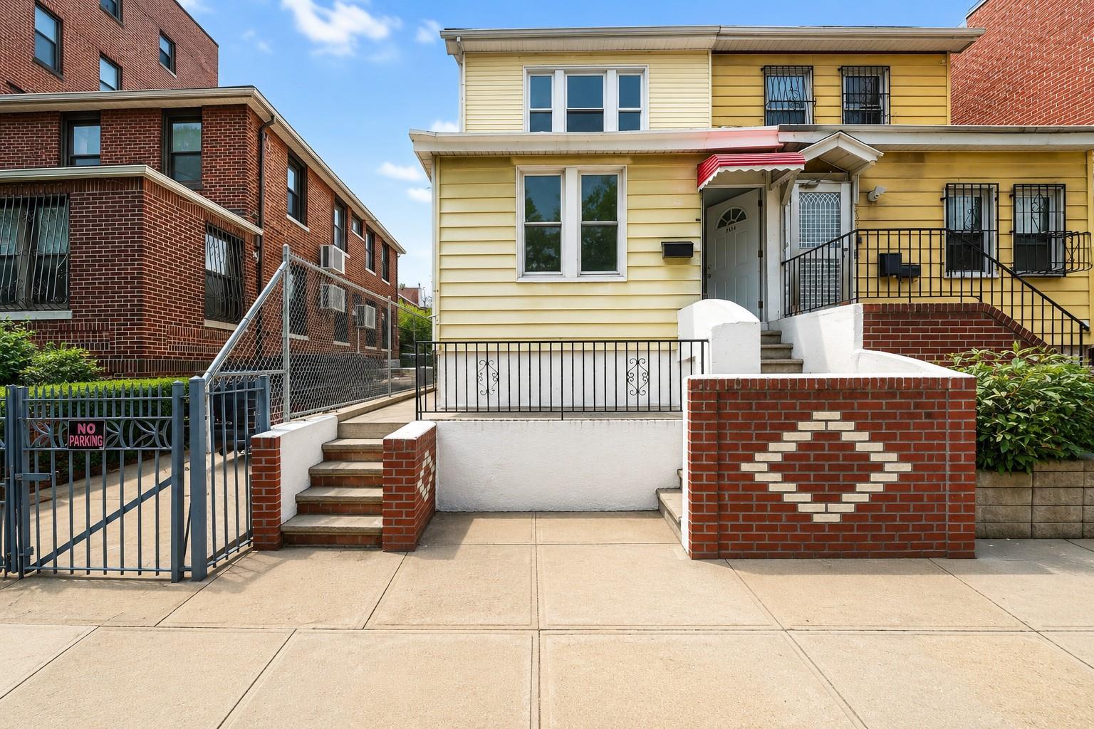 4043 69th St, Woodside, NY à vendre Photo de l’immeuble– Image 1 sur 32
