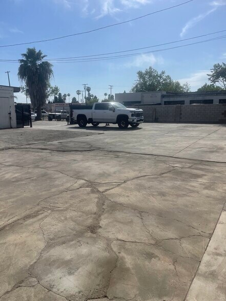 13068 Century Blvd, Garden Grove, CA à louer - Photo de l’immeuble – Image 3 sur 7