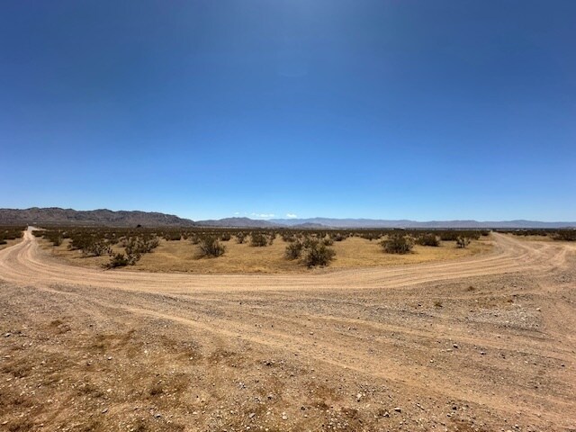 0 Comanche Rd, Apple Valley, CA à vendre - Photo de l’immeuble – Image 1 sur 11