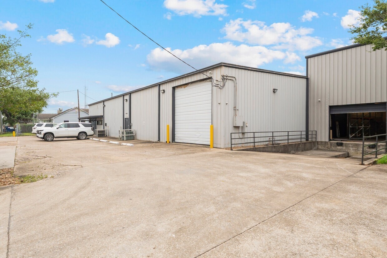 5411 Darling St, Houston, TX à vendre Photo de l’immeuble– Image 1 sur 3