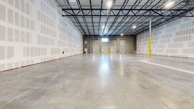 16200 Ben Hill Griffin Pky, Fort Myers, FL à louer Numérisation 3D Matterport– Image 1 sur 5