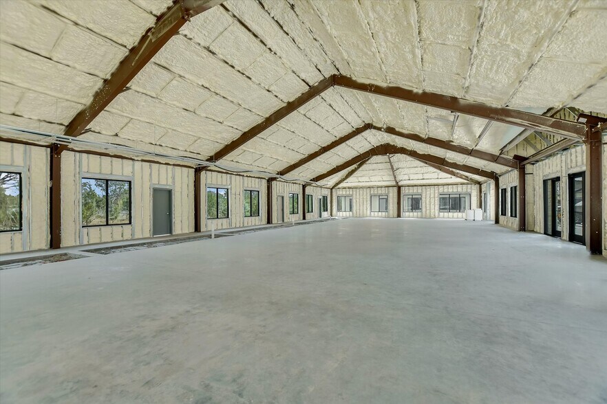 4875 Williams Dr, Georgetown, TX à vendre - Photo de l’immeuble – Image 3 sur 8