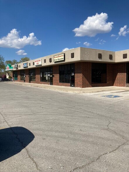 733-761 N Ankeny Blvd, Ankeny, IA à vendre - Photo de l’immeuble – Image 3 sur 8