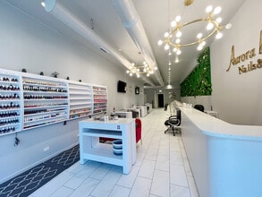 2104 W Belmont Ave, Chicago, IL à louer Photo intérieure– Image 2 sur 11