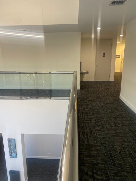 311 Plus Park Blvd, Nashville, TN à louer - Hall d’entrée – Image 2 sur 18
