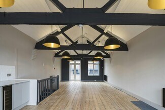 Plus de détails pour 67 Farringdon Rd, Londres - Bureau à louer