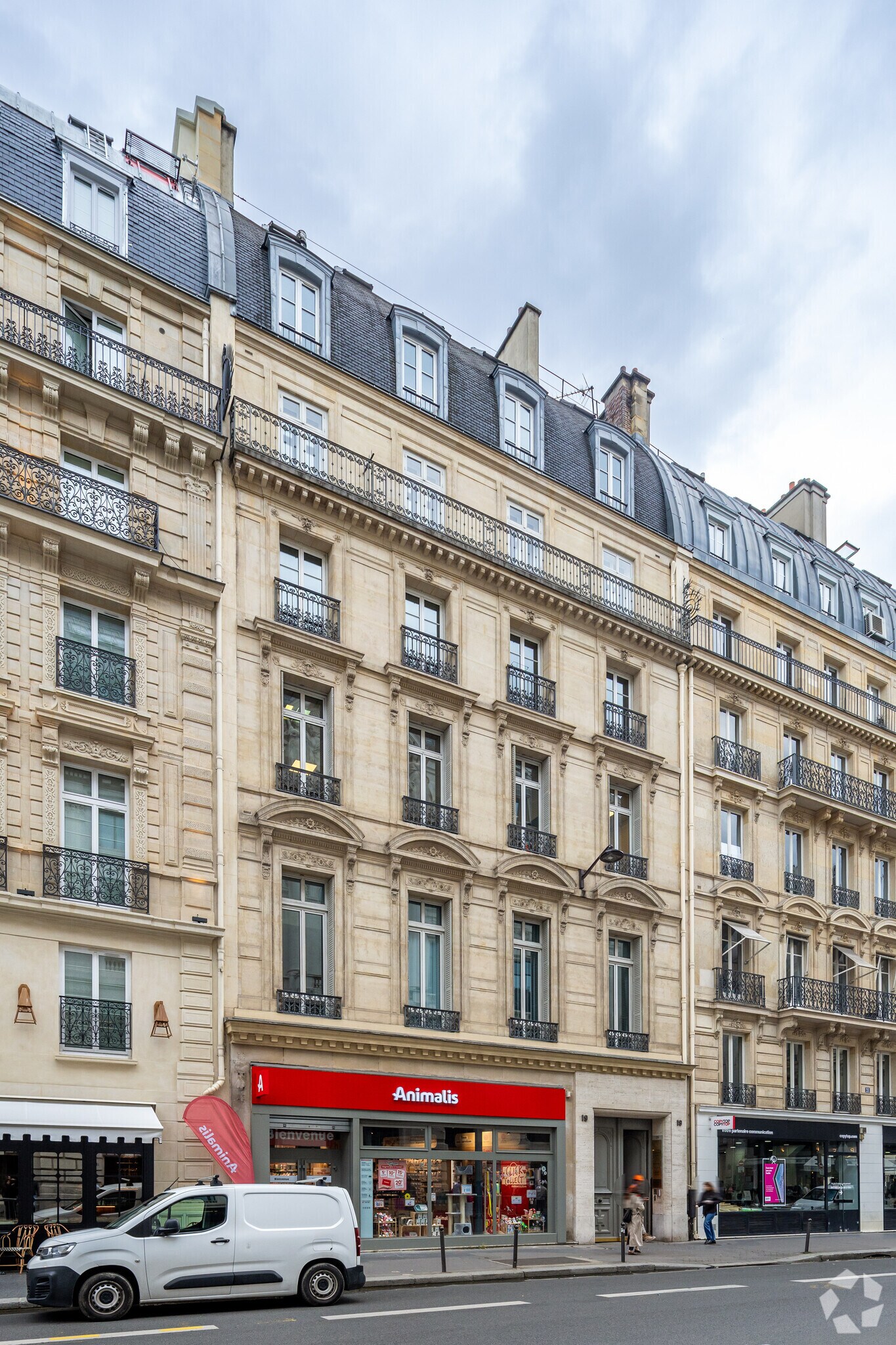 19 Rue Du Quatre Septembre, Paris à louer Photo principale– Image 1 sur 7
