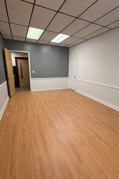 1441 Irving St, Rahway, NJ à louer - Photo intérieure – Image 3 sur 6