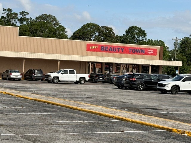 700-778 Edgewood Ave N, Jacksonville, FL à louer Photo de l’immeuble– Image 1 sur 2