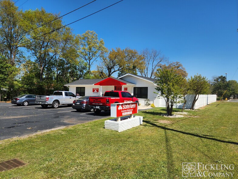 102 Lois Dr, Warner Robins, GA à louer - Photo de l’immeuble – Image 1 sur 10