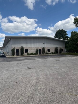 Plus de détails pour 2785 Klondike Rd, West Lafayette, IN - Local d'activités à louer
