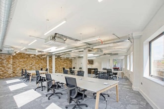 2 Jubilee St, Londres à louer Photo intérieure– Image 2 sur 8